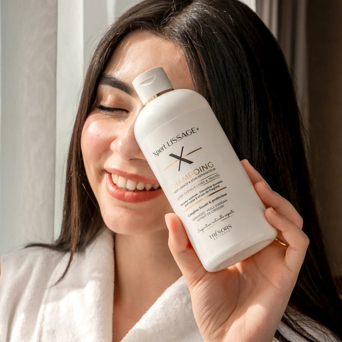  Shampoing XPERT LISSAGE+ nettoie délicatement les cheveux 150ml trésors naturels shooting